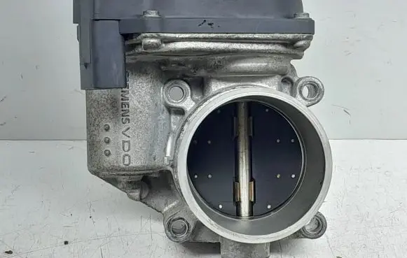 Audi A4 S4 B8 8K Throttle valve 06F133062J