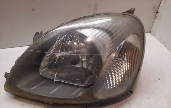 Toyota Yaris Headlight/headlamp 12V21W BY21W