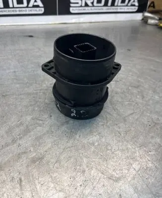 Mercedes-Benz E W212 Mass air flow meter A6510900248 037022201