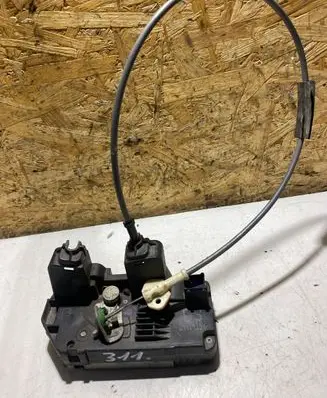 Opel Zafira A Rear door lock 24414134