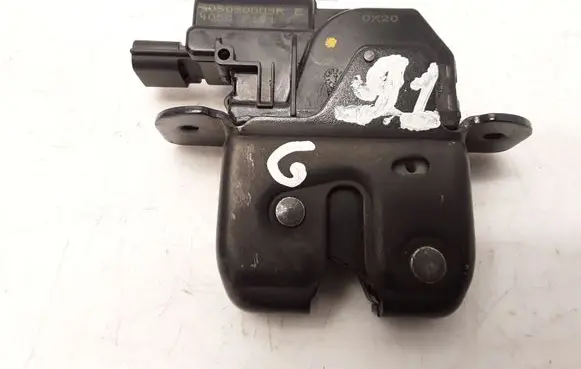 Renault Latitude (L70) Tailgate/trunk/boot lock/catch/latch 905030003R