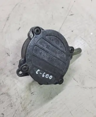 Mercedes-Benz Vito Viano W639 Vacuum pump A6462300165 APEC19 29030562