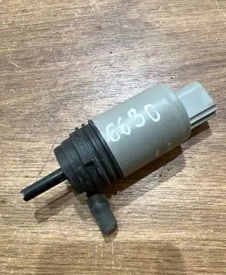 BMW 3 E90 E91 Windscreen/windshield washer pump 6934159