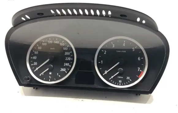 Speedometer (instrument cluster)