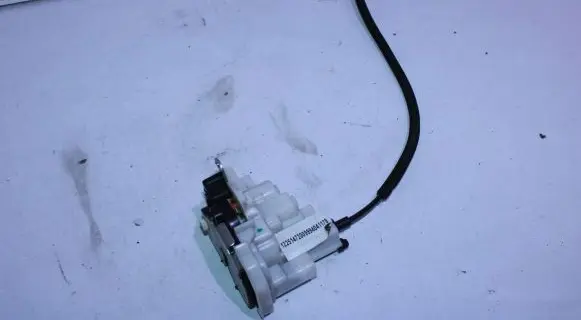 Peugeot Bipper Sliding door lock 