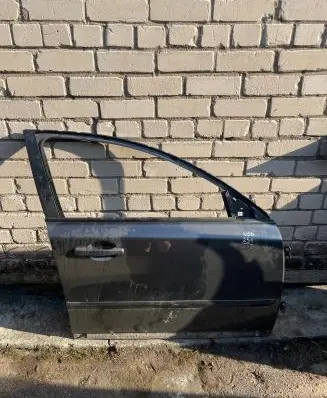 Volvo V50 Front door