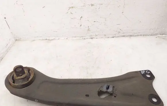 Hyundai Kona I Rear upper control arm/wishbone