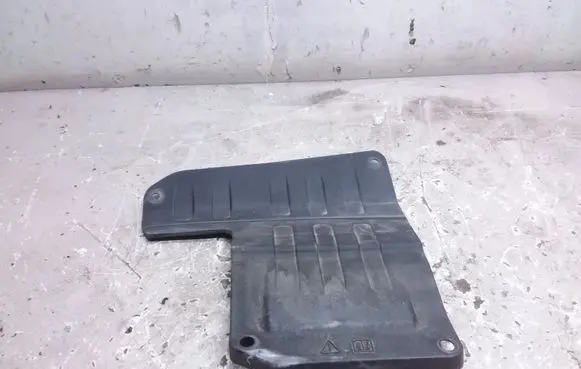 Land Rover Defender Battery box tray cover/lid BJ325162A T7997
