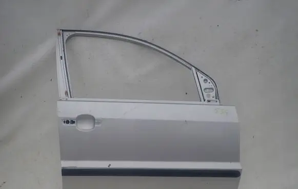 Ford Fusion Front door