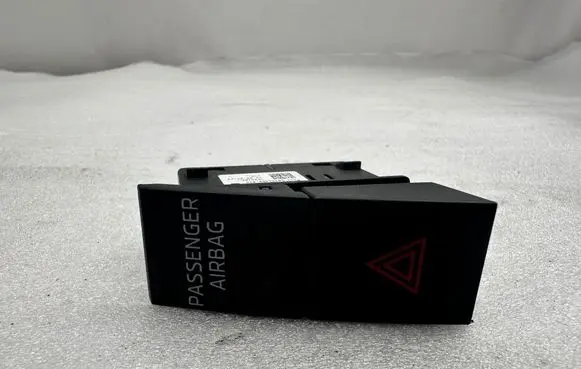 Skoda Octavia Mk3 (5E) Hazard light switch 5E0953507 5E0953507E