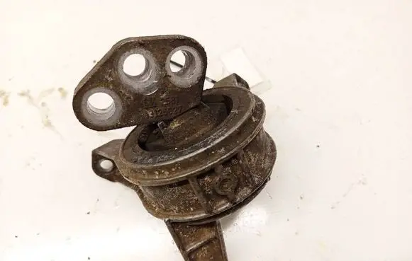 Opel Astra H Engine mount bracket 13125627