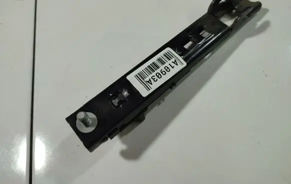 Ford Focus Seat belt adjustment rail 