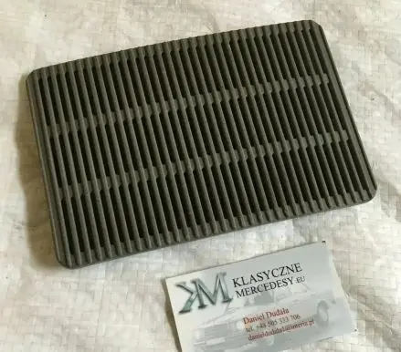 Mercedes-Benz S W126 Parcel shelf grill 1268201812