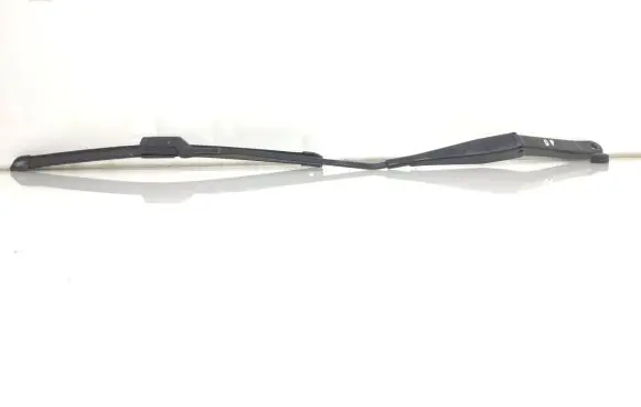Ford Kuga I Front wiper blade arm 8V4117526CC