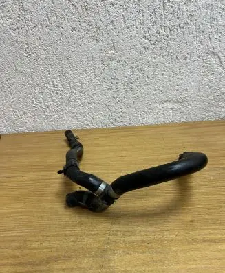Volkswagen PASSAT B8 Brake vacuum hose/pipe F4074