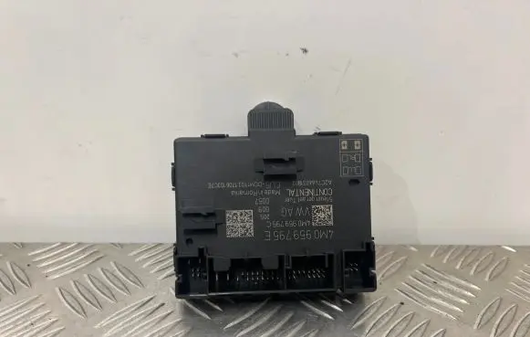 Audi A4 S4 B9 8W Door control unit/module 4M0959795E 4M0959795C