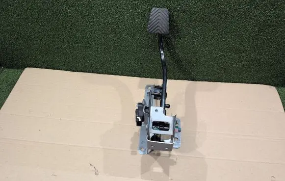 Hyundai Bayon Clutch pedal 32802Q0100 93840B2100