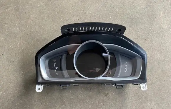 Volvo XC60 Speedometer (instrument cluster) 31473468