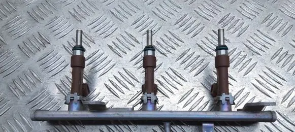 Nissan Micra K14 Fuel injector 166008769R 175204021R