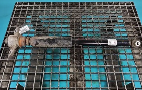 Hyundai Kona I Rear shock absorber/damper 55300-J9300 IMPRK1451577