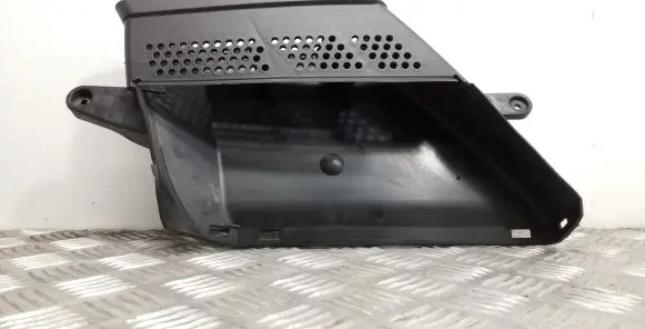 Air intake duct part