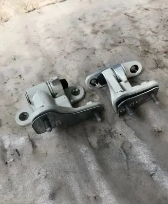 Mercedes-Benz B W246 W242 Rear door hinge set A046572