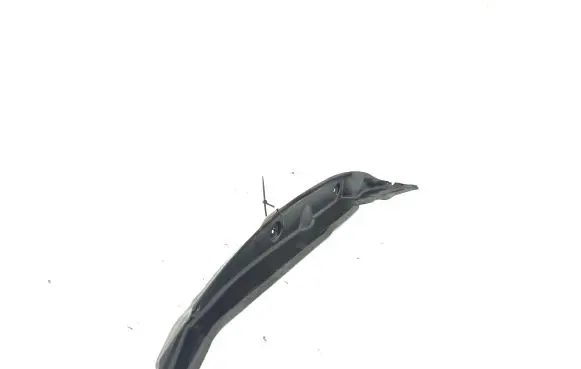 Mercedes-Benz GL X164 Fender end trim 1648890325