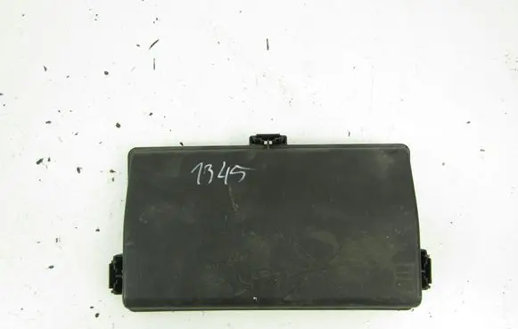 Opel Insignia A Fuse box cover 13222781
