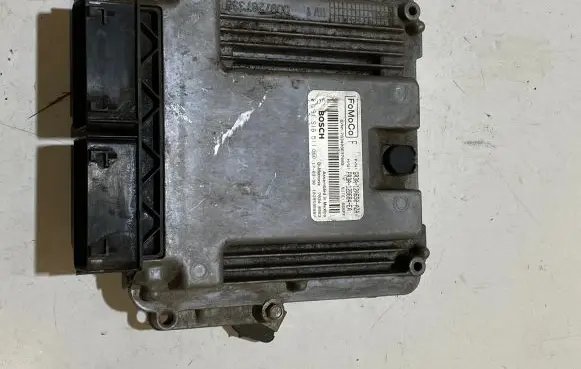 Ford Mustang VI Engine control unit/module GR3A12A650AZA FR3A12B684EA