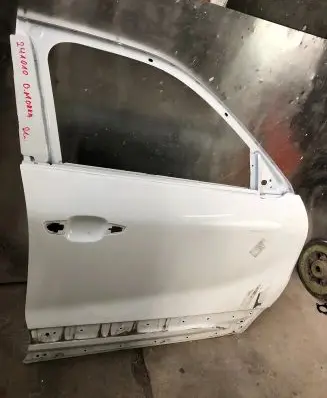 Opel Mokka B Front door