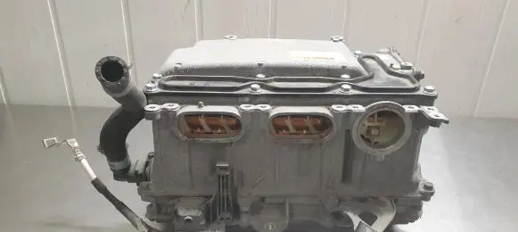 Toyota Auris E180 Voltage converter inverter G920076030