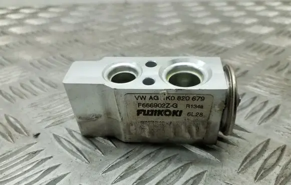 Air conditioning (A/C) expansion valve