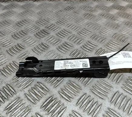 Porsche Cayenne (9Y0 9Y3) Seat belt adjustment motor 4M0857819