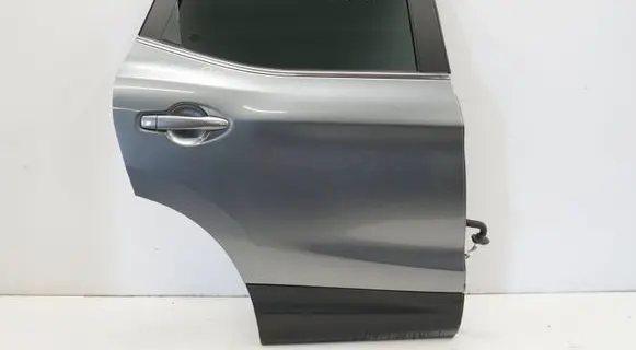 Nissan Qashqai Rear door J11240626DPT
