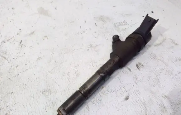 Toyota Corolla E120 E130 Fuel injector 0445110221 2367033040 1C6065E0B0
