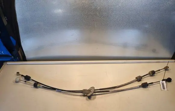 Ford Focus Gear shift cable linkage BV6R7E395HE