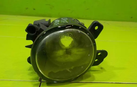 Mercedes-Benz B W245 Front fog light 0305076001 LP125
