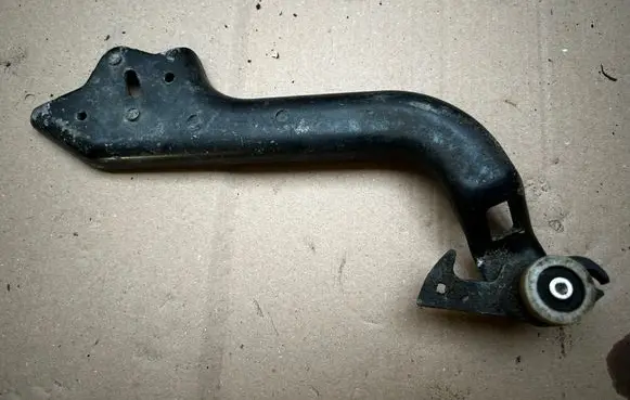 Mercedes-Benz Sprinter W906 Sliding door lower roller guide/hinge A9067600447