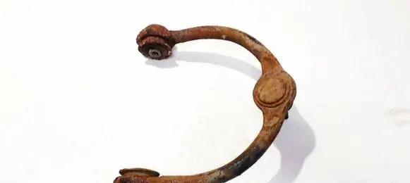 Jeep Grand Cherokee (WK) Front lower control arm/wishbone 