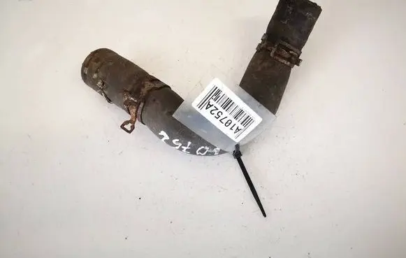 Engine coolant pipe/hose