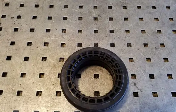 Hyundai i40 Front upper strut mount 