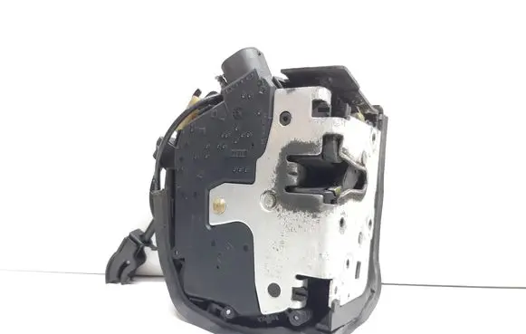 BMW X5 E53 Front door lock 8402539