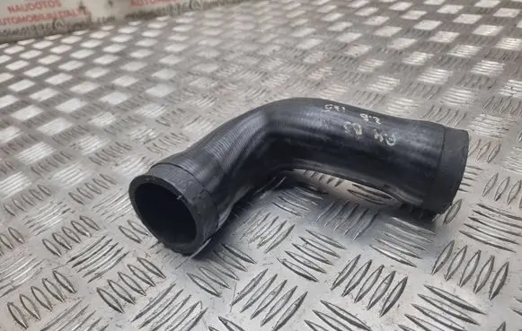 Audi A4 S4 B5 8D Intercooler hose/pipe 8D0145745A