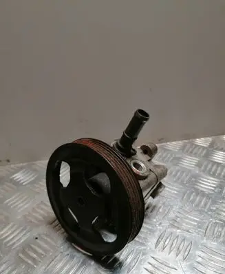 Mazda 626 Power steering pump