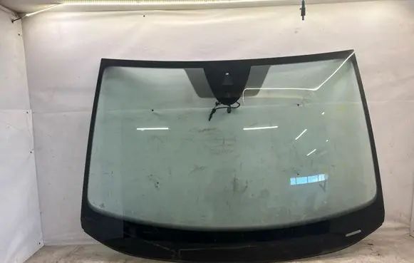 Volkswagen T-Cross Front windscreen/windshield window 43R014894