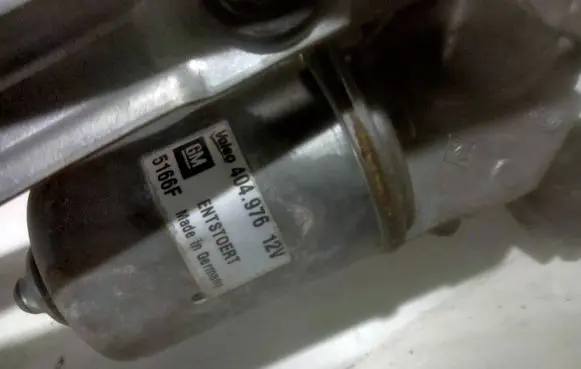 Opel Zafira B Wiper motor 404976