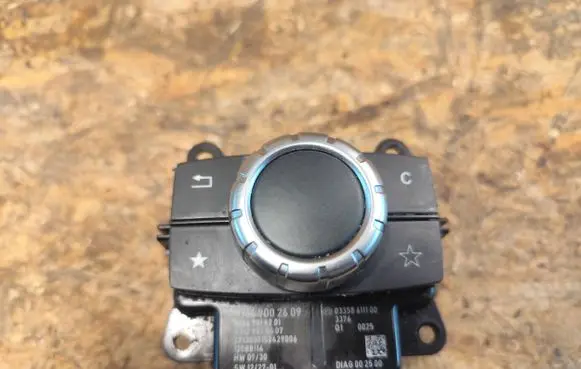 Mercedes-Benz ML W166 Head unit multimedia control A1669002609 A1669014201 A2129020607