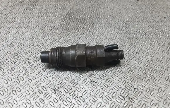 Peugeot 406 Fuel injector KCA17S42