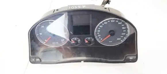 Volkswagen Golf Plus Speedometer (instrument cluster) 1K0920864B