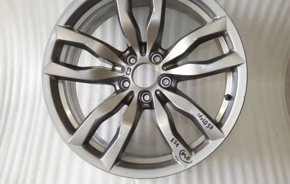 BMW X6 E71 R20 alloy rim 